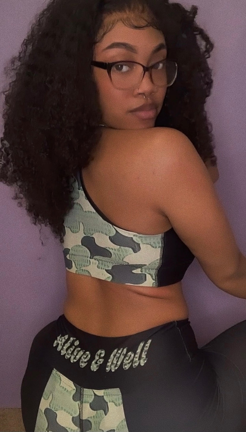 “Cash” Camo/black Padded Sports Bra